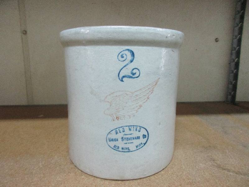 lot 64 image: #2 Red Wing Crock