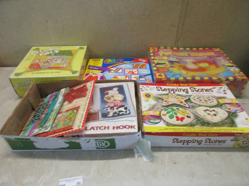 lot 80 image: Craft Projects