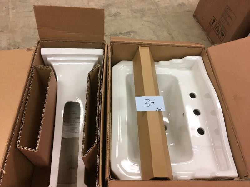 lot 34 image: Foremost Series 1930 Bathrrom Pedestal Bathroom Sink & Series 1930 Lavatory Leg - Finish White open box never used