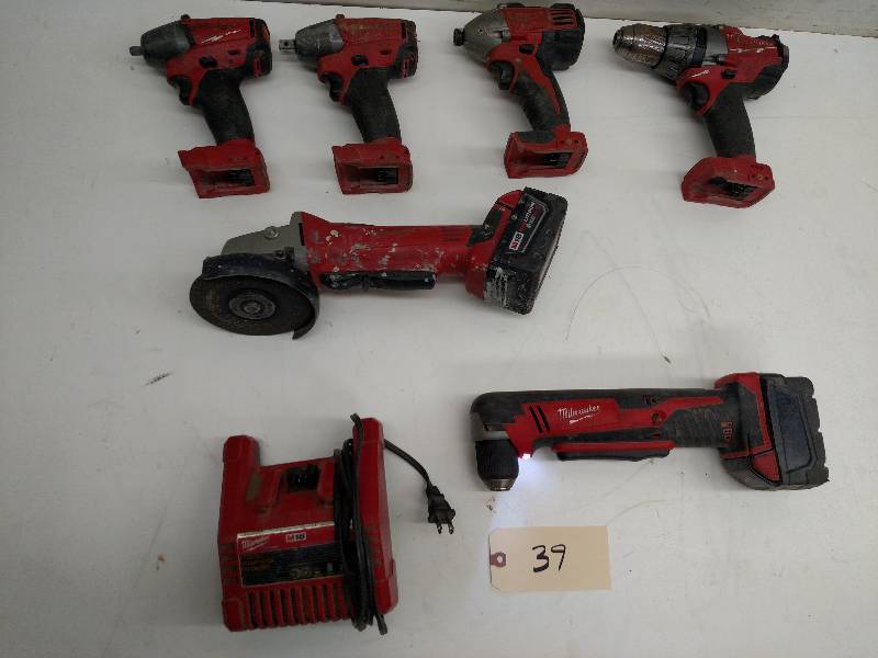 lot 39 image: Milwaukee 18 Volt Cordless Tools & ...