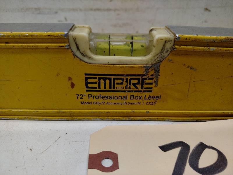 lot 70 image: Empire 72 Professional Box Level...