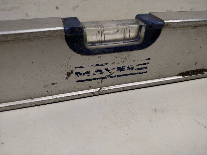 lot 71 image: Mayes 48 Aluminum Level...