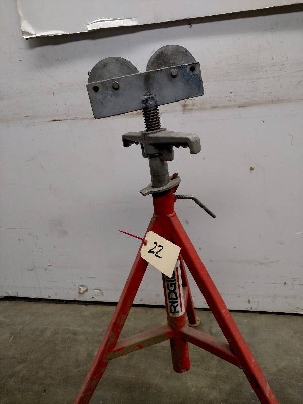 lot 22 image: Ridgid RJ-99 Roller Head Pipe Stand...