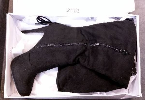 lot 2112 image: Journee Collection Womens Magic Over-the-Knee Boots - Black - Size 10