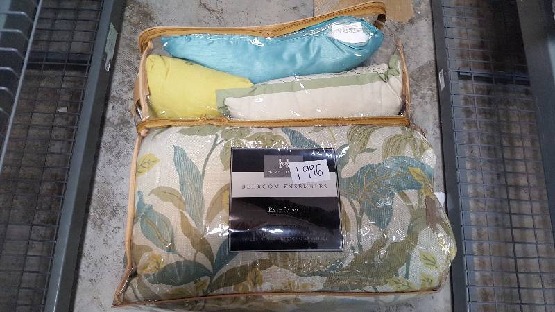lot 1996 image: Rainforest 9-Pc. Comforter Set - Queen Size