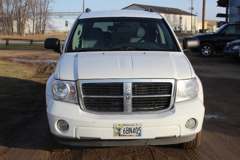lot 2024 image: 2007 Dodge Durango SLT 4x4 - 7 Passenger - 4x4