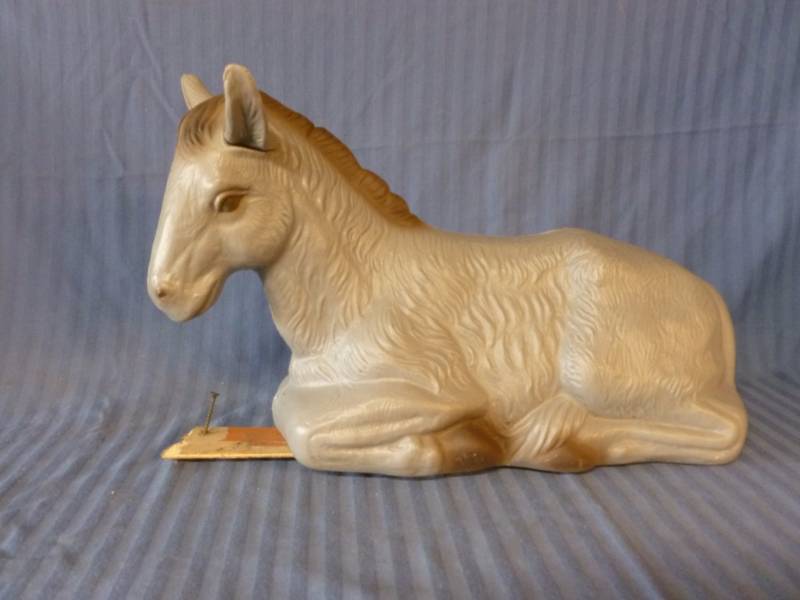 lot 21 image: Blow Mold