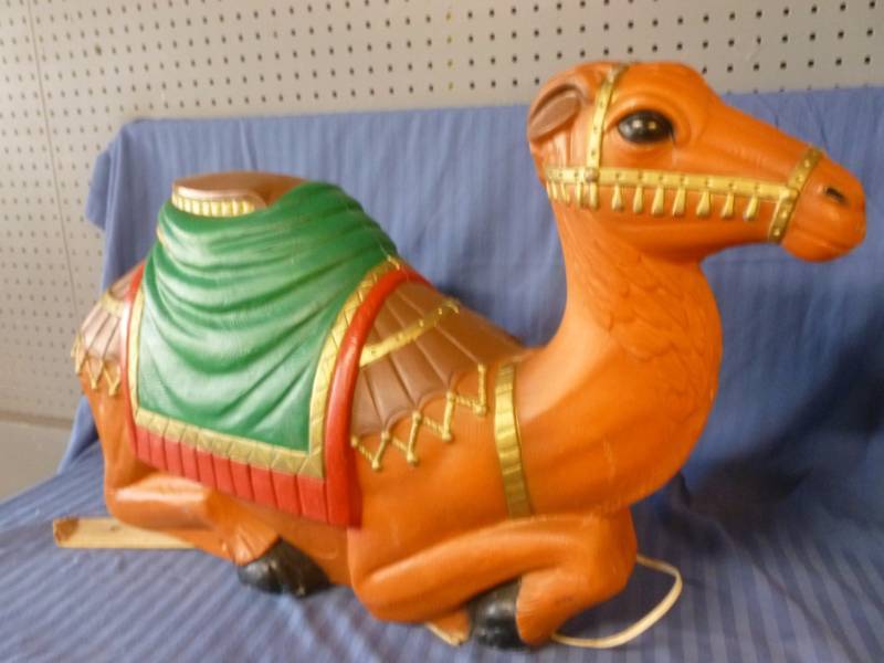 lot 22 image: Blow Mold
