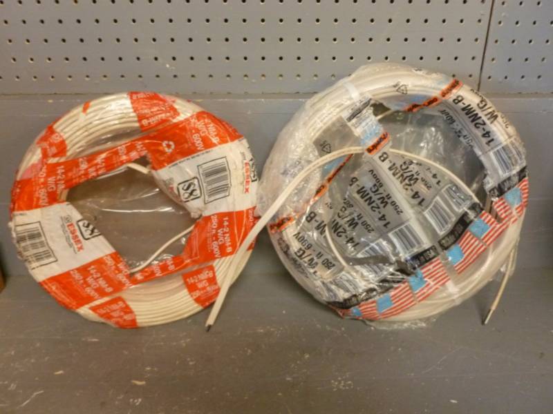 lot 33 image: Electric Wire