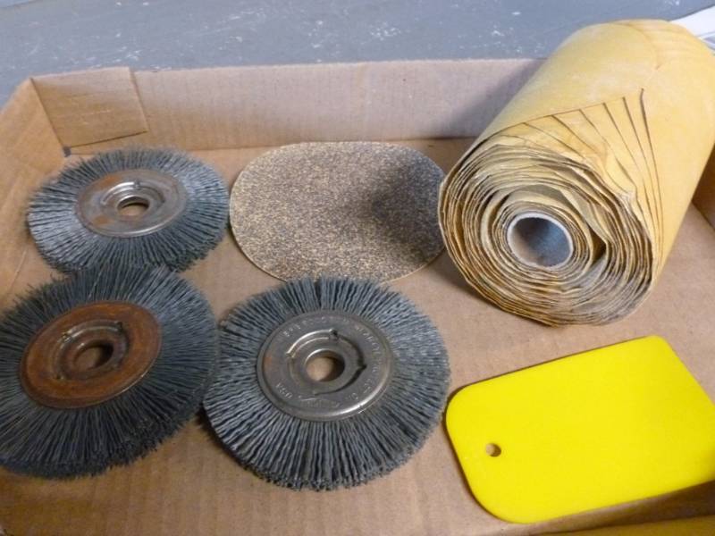 lot 48 image: Autobody Items