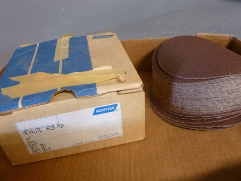 lot 49 image: Autobody Items