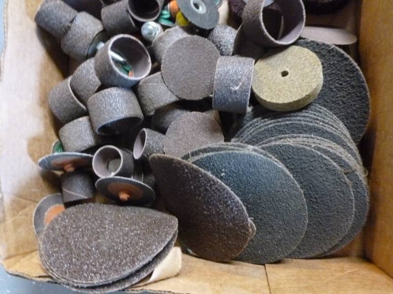 lot 50 image: Autobody Items