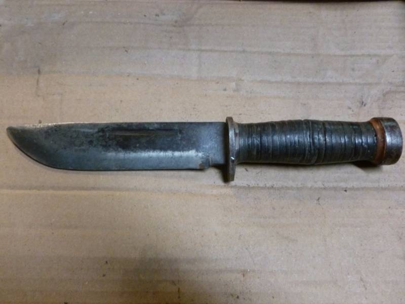 lot 61 image: Vintage Knife