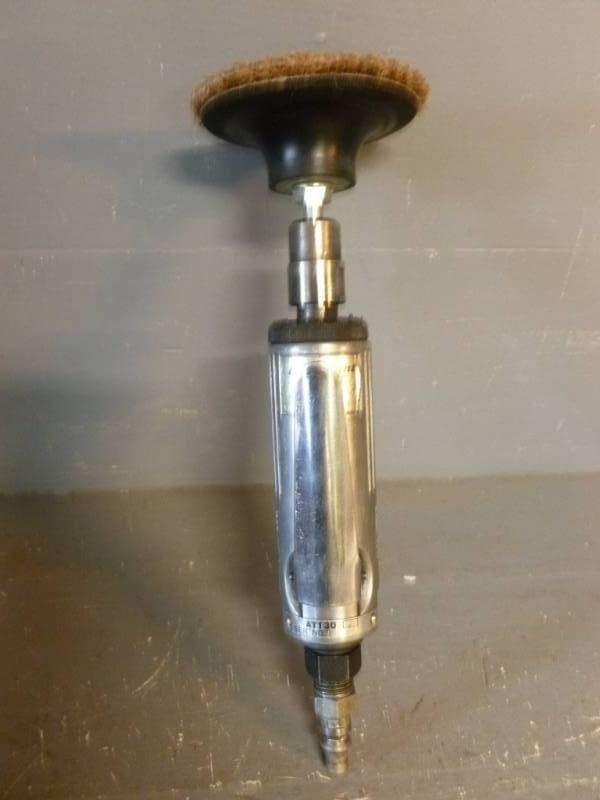 lot 64 image: Blue Point Air Sander