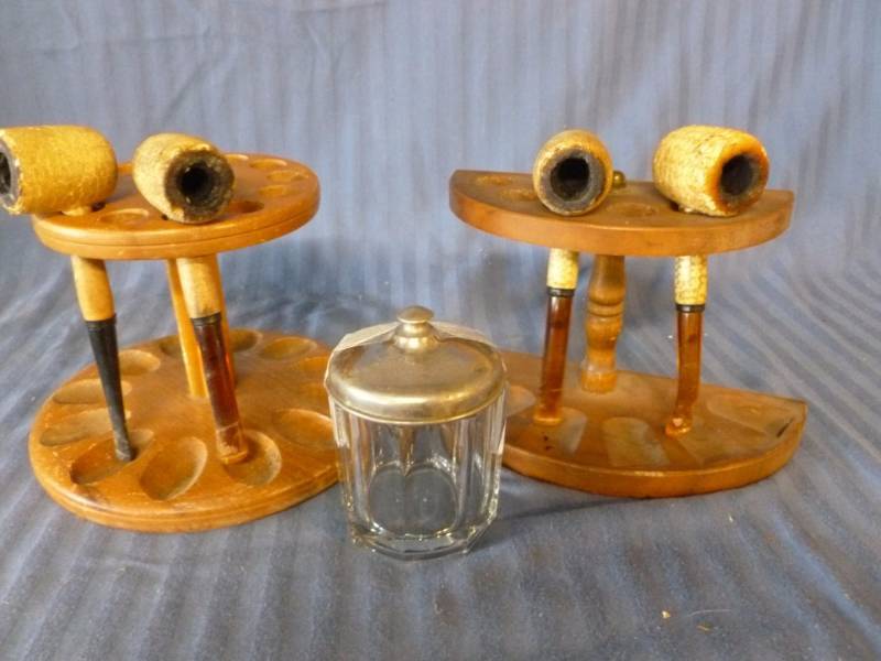 lot 88 image: Smoking Pipes