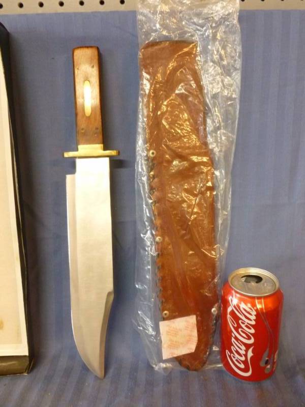 lot 144 image: Knife