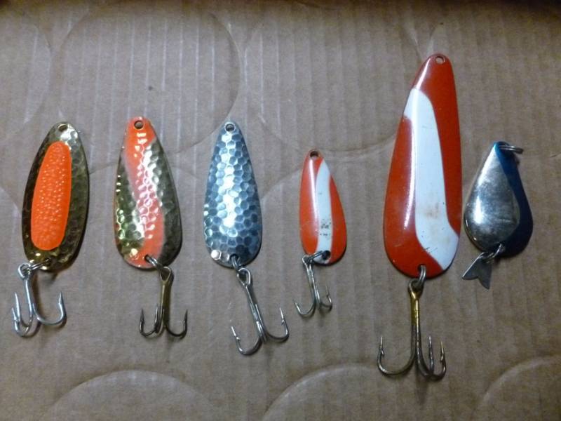 lot 161 image: Fishing Baits