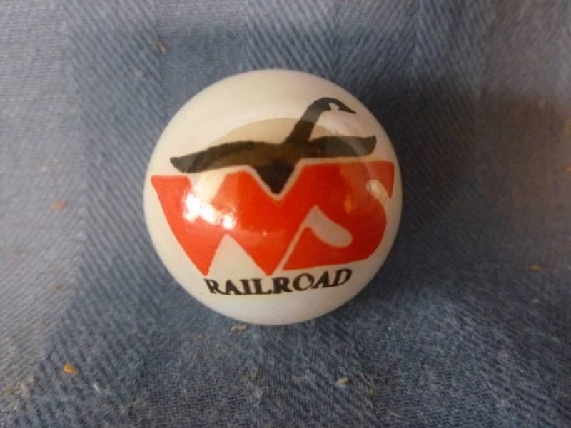 lot 213 image: Logo Marble