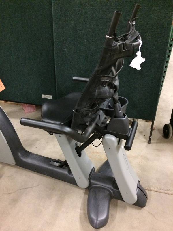 lot 16 image: Sports Art Fitness C52OR Commercial Medical Grade Cycle - Excellent Working Condition