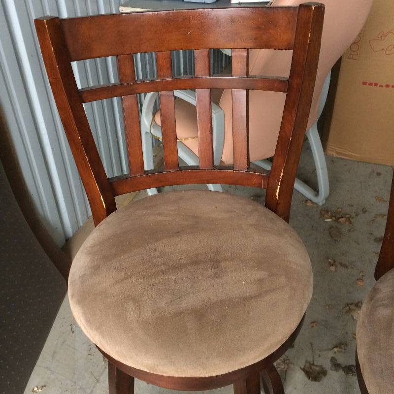 lot 12 image: Nice Pair Of Wood Swivel Bar Stools Chairs - Suede Seat - Light Stains & Minor Wear To Wood Finish - Very Sturdy