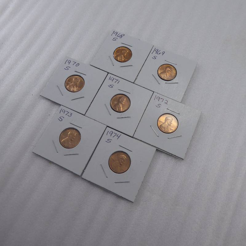 lot 66 image: Lot of Seven 1969-74 S Lincoln Cents
