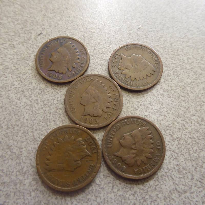 lot 88 image: Lot of 5 Indian Head Cents Variety