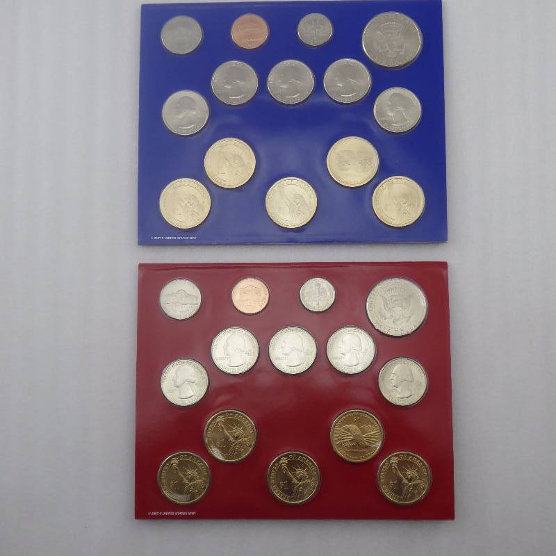 lot 109 image: 2010 United States Mint Uncirculated Coin Set