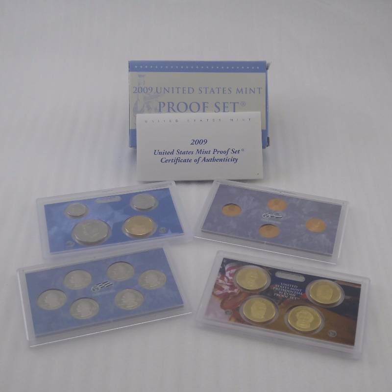 lot 110 image: 2009 United States Mint Proof Set