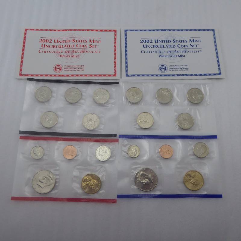 lot 118 image: 2002 United States Mint Uncirculated Coin Set