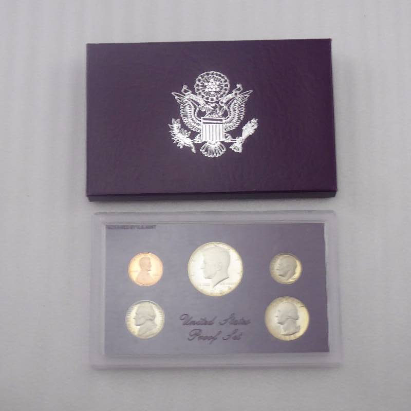 lot 137 image: 1984 United States Mint Proof Coin Set