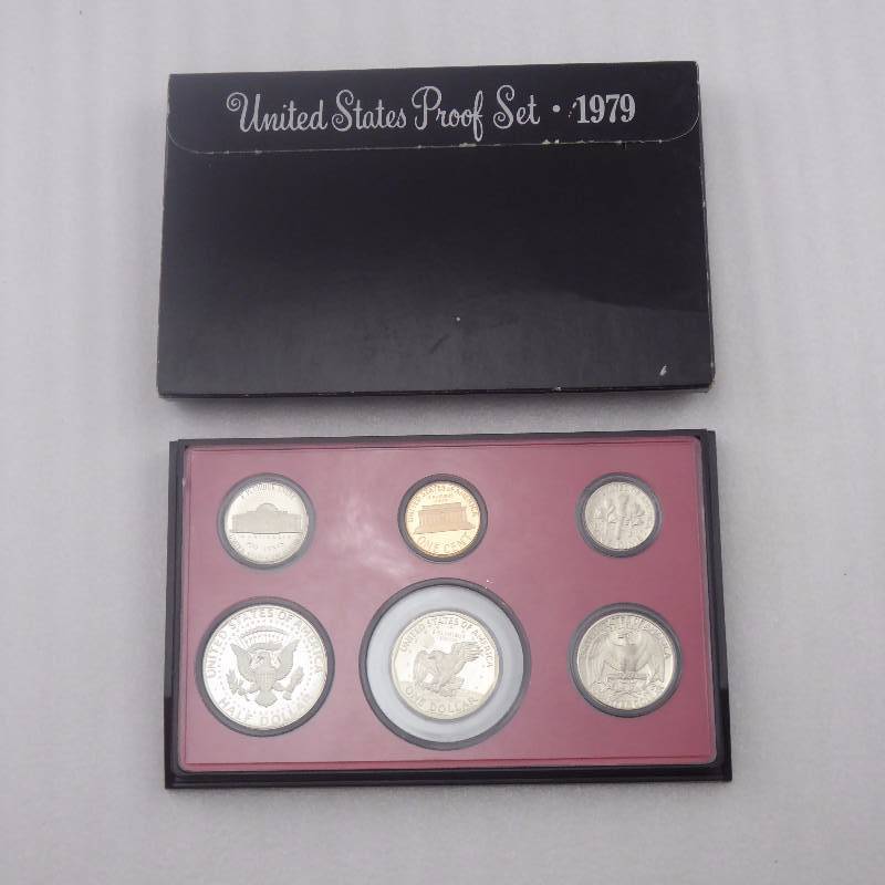 lot 147 image: 1979 United States Mint Proof Coin Set
