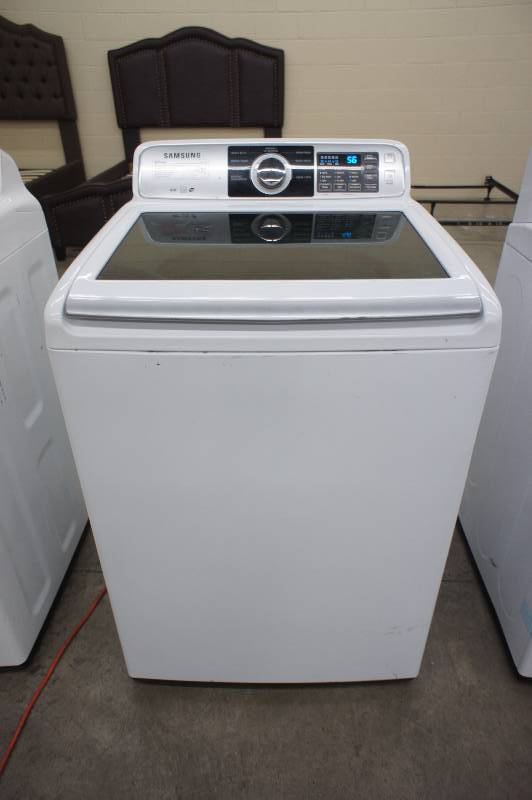 lot 33 image: Scratch and Dent - Samsung Model # (WA45H7000AW) Top-Loading Washer - 4.5 cu ft - White Color -    Tested Works - MSRP $899.99
