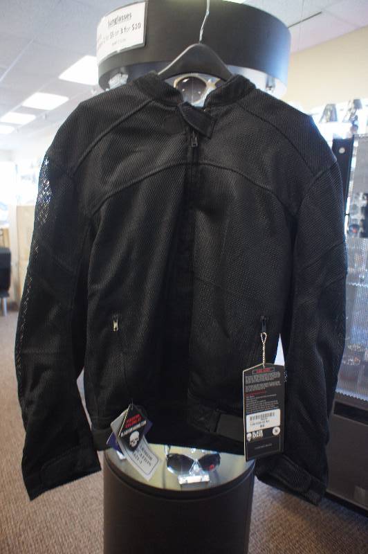 lot 37 image: New Black Brand Mens Mesh Flow Motorcycle Jacket (Black, Medium)