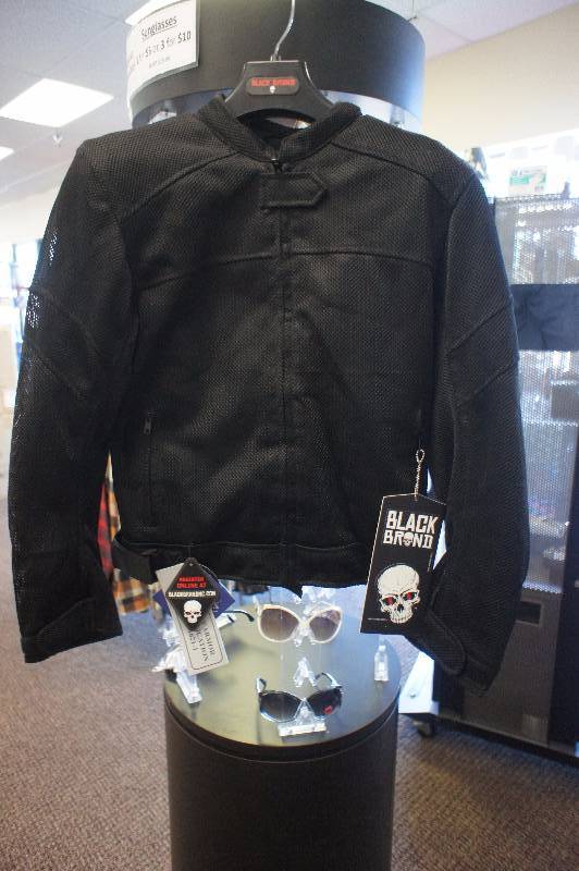 lot 38 image: New, Black Brand Womens Mesh Flow Motorcycle Jacket (Black, Medium)