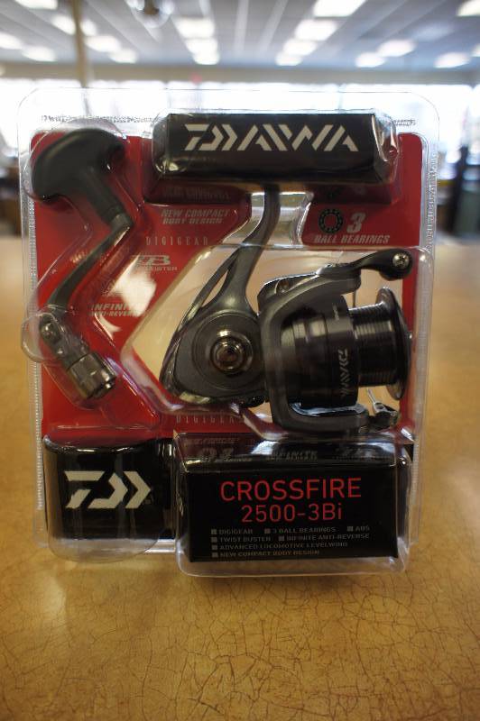 lot 43 image: New, Daiwa Crossfire-3Bi CF2500-3Bi-CP 6-10Lbs Test Front Drag Spinning Reel, Silver