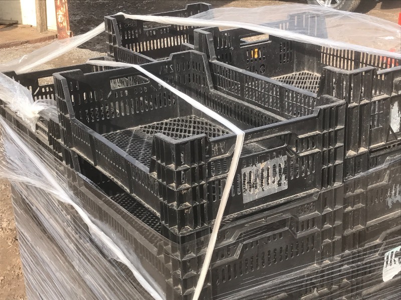 lot 8 image: Pallet Of Plastic Bins