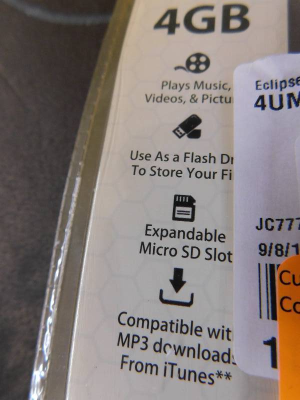 Eclipse Replay 4GB Video MP3 Digital Key Chain, MSRP $5.49