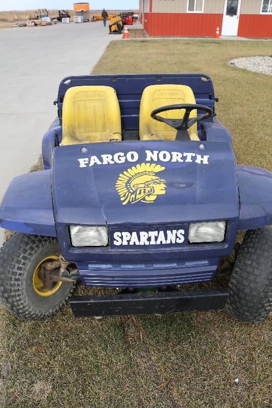 John Deere Gator
