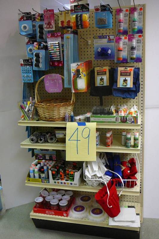 lot 49 image: Craft and Sewing lot