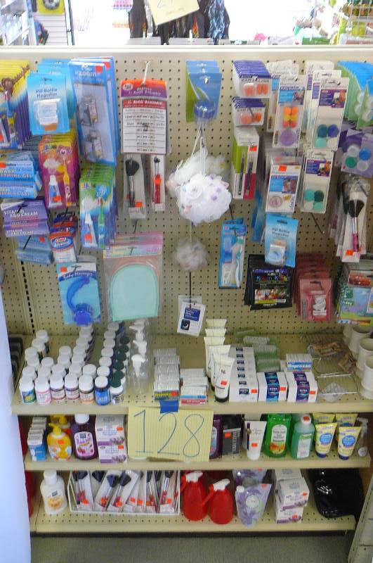 lot 128 image: Beauty Essentials