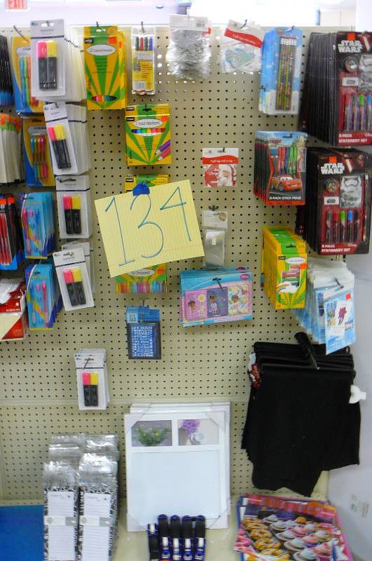 lot 134 image: Office supplies