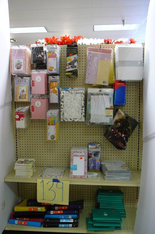 lot 139 image: Office supplies