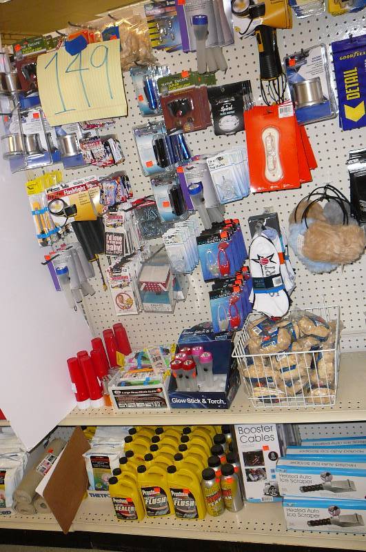 lot 149 image: Heated Auto Ice Scrapers, Prestone, Car Care Products