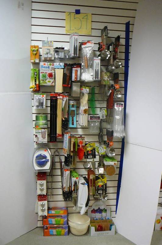 lot 154 image: Tumblers, Knives, Serving Utensils