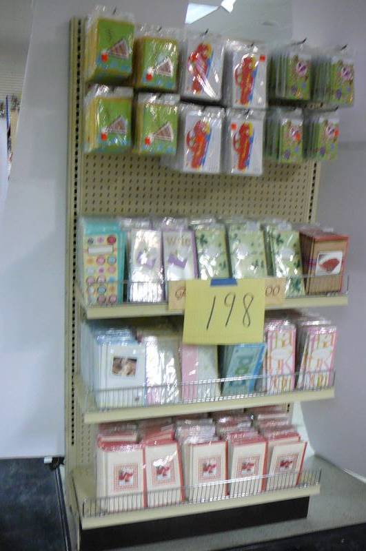 lot 198 image: Lot of Cards 1000