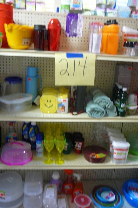 lot 214 image: Kitchen & Cleaning Products