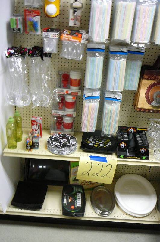 lot 222 image: Plastic straws, Plastic turkey tray, Coffee kit, Clear plastic punch ladle