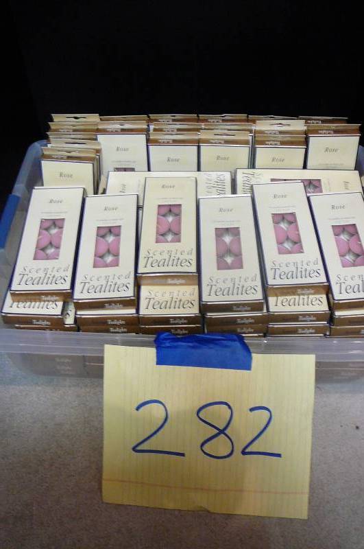 lot 282 image: 70 Scented Tealights