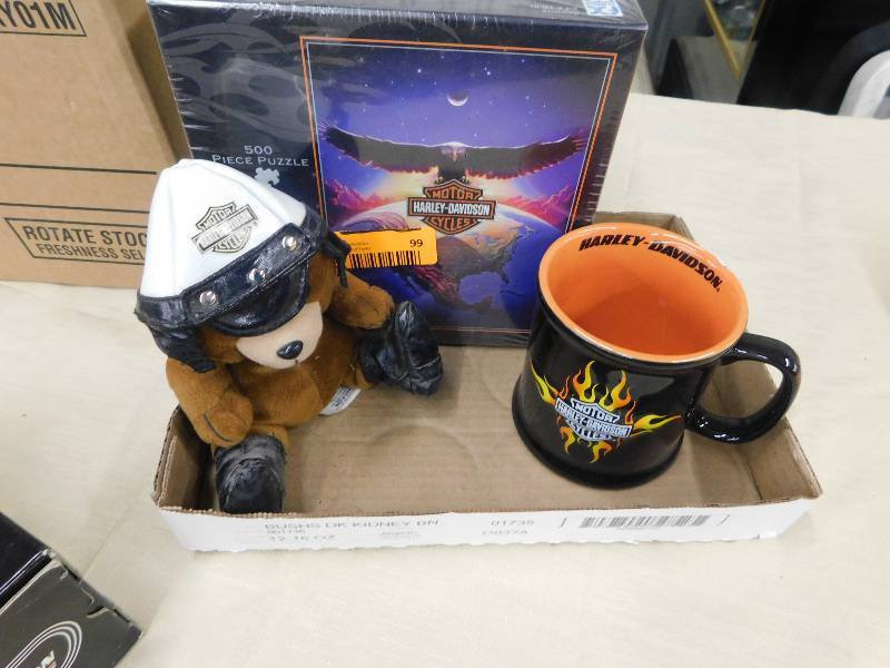 lot 99 image: HARLEY DAVIDSON MUG, BEAR AND PUZZLE