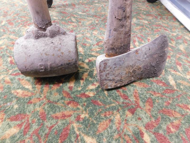 lot 126 image: SLEDGE HAMMER AND AXE